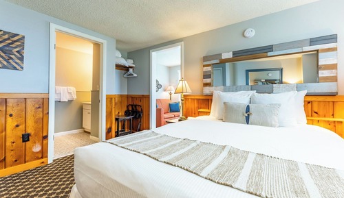 Room, 1 Bedroom, Lake View (Annex 21)