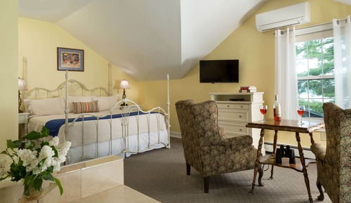 Mount Katahdin, 3rd Floor, Fireplace, Jetted Spa Tub