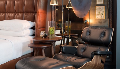 Standard Room, 1 King Bed