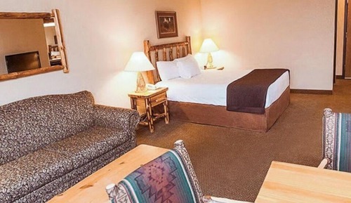 Suite, Multiple Beds, Accessible (Water Park Included)