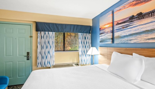 Room, 1 Queen Bed, Non Smoking (Second Floor)