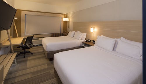 Room, 2 Queen Beds, Accessible, River View