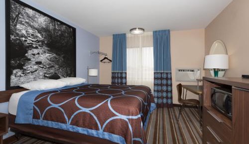 Queen Room - Disability Access (1st Floor)