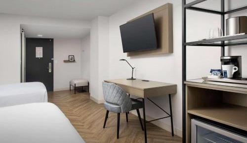 Double Room with Two Double Beds - Non-Smoking