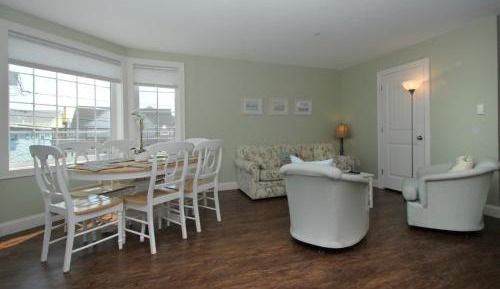 ADA Compliant - Sand Castle Suite 1