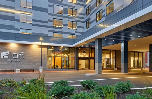 Portland Hotel | Aloft Portland, ME
