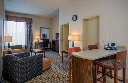 Fredericksburg Hotel | Holiday Inn Express Meadville (I-79 Exit 147a), an Ihg Hotel