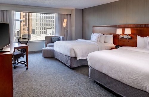 Downtown Detroit Hotel | Courtyard by Marriott Detroit Downtown