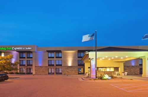 Colby Hotel | Holiday Inn Express Hotel & Suites Colby, an Ihg Hotel