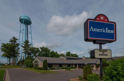 Minocqua Hotel | AmericInn by Wyndham Minocqua