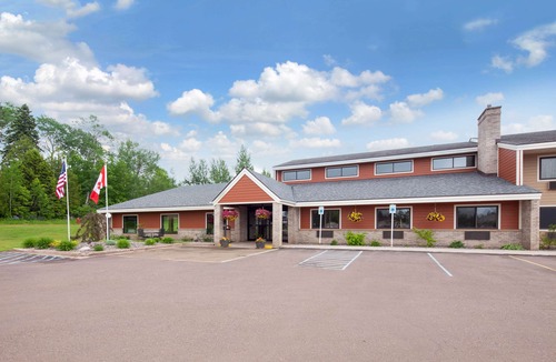 Ironwood Hotel | AmericInn by Wyndham Ironwood