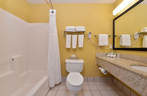 Stevens Point Hotel | Holiday Inn Stevens Point - Convention Center, an Ihg Hotel
