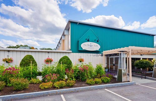 South Portland Hotel | Best Western Merry Manor Inn