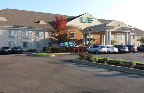 Waterford Hotel | Holiday Inn Express Hotel & Suites Waterford, an Ihg Hotel