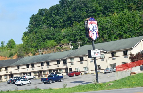 Bonnyman Hotel | American Elite Inn