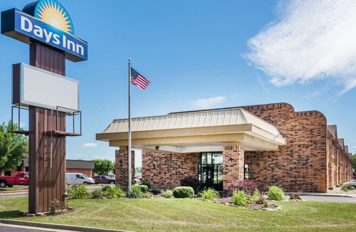 Anderson Hotel | Days Inn by Wyndham Anderson IN