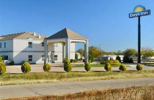 Vega Hotel | Days Inn by Wyndham Vega TX