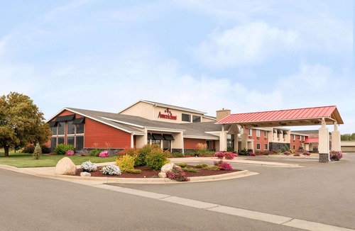 Virginia Hotel | AmericInn by Wyndham Virginia