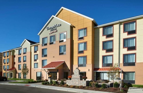 Troy Hotel | Fairfield Inn & Suites by Marriott Detroit Troy