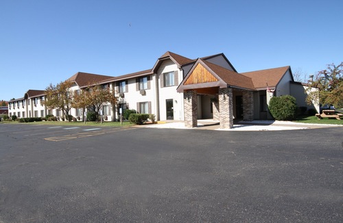 Ishpeming Hotel | Magnuson Hotel Country Inn