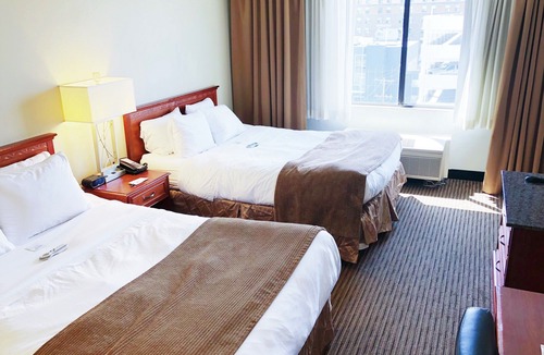 Bismarck Hotel | Radisson Hotel Bismarck