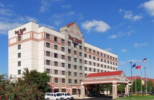 Romulus Hotel | Four Points by Sheraton Detroit Metro Airport
