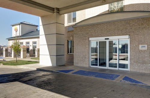 Amarillo Hotel | Comfort Inn & Suites