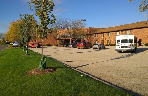 Normal Hotel | Baymont by Wyndham Normal Bloomington