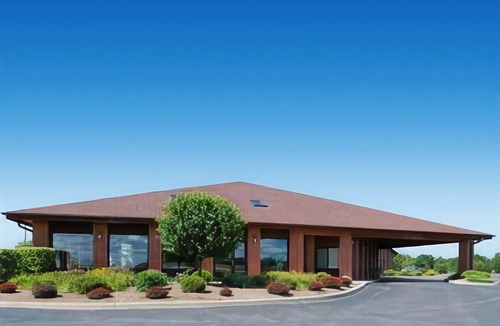 Columbia City Hotel | Quality Inn Columbia City Near US-30