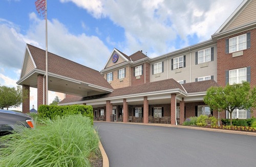 Berlin Hotel | Comfort Suites Hotel and Conference Center