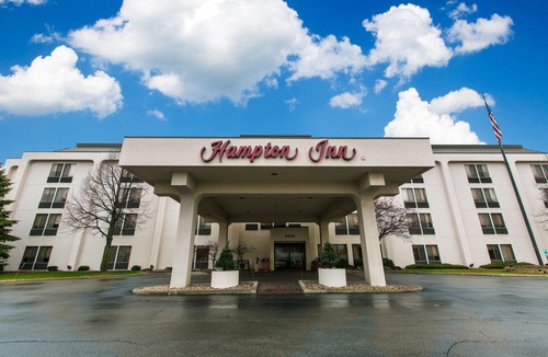 Ashwaubenon Hotel | Hampton Inn Green Bay