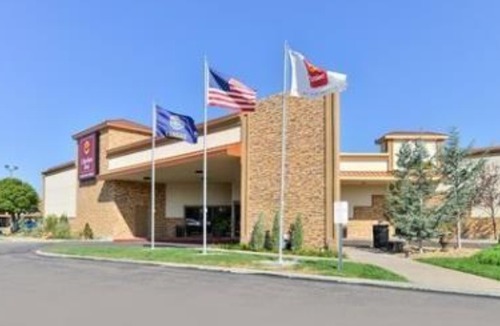 Garden City Hotel | Clarion Inn Garden City